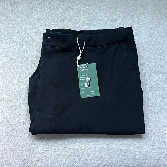 Quince Ultra-Stretch 24/7 Smart Chino Pant - Picture 4 of 8